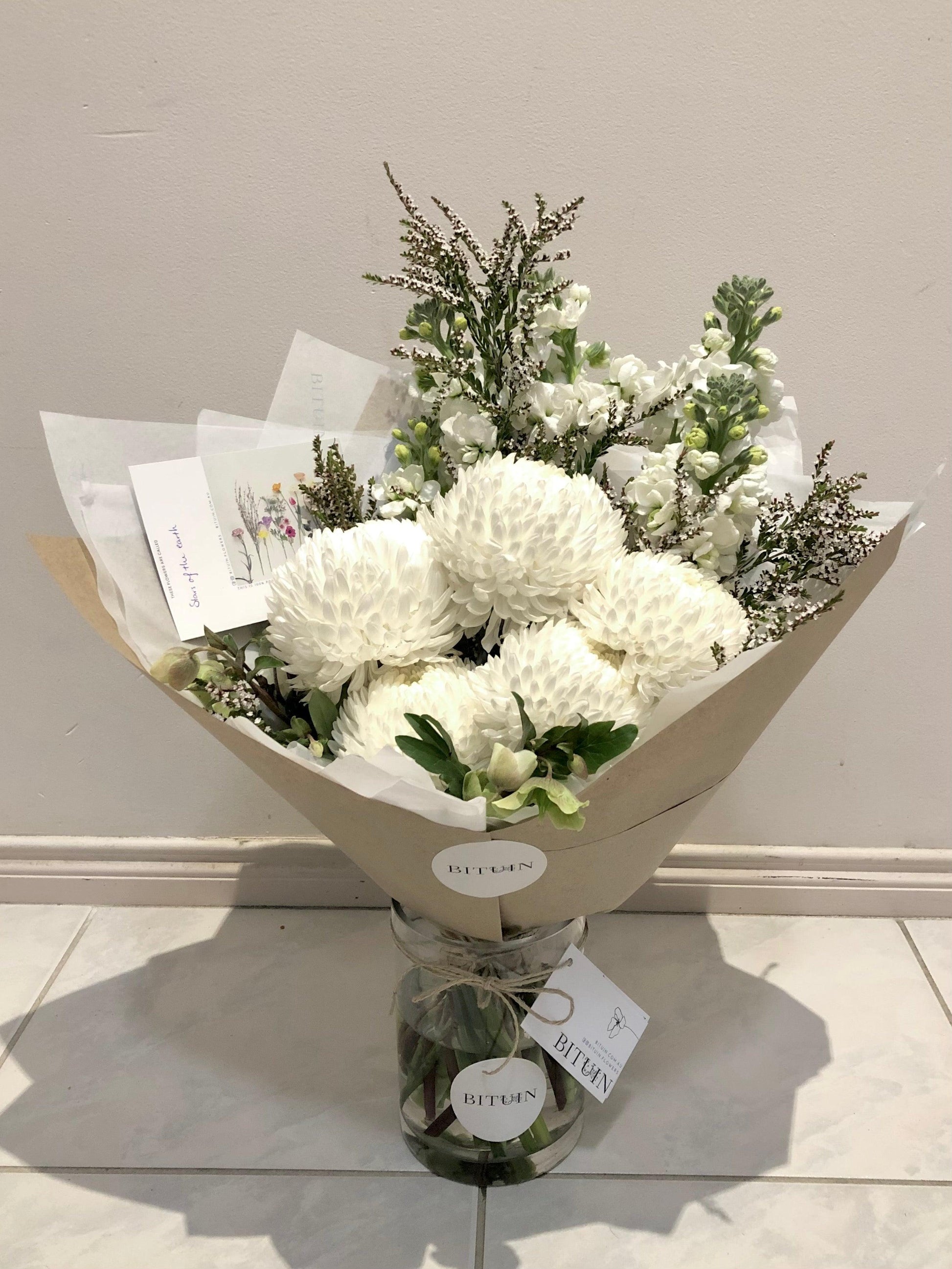 Stars of the Earth | White Flowers Vase Arrangement - Bituin Melbourne Flower Delivery - Sustainable florist
